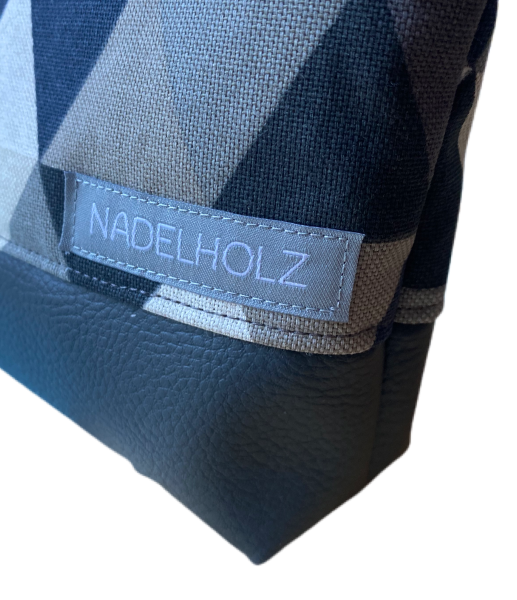 Kosmetiktasche "Dreieck"